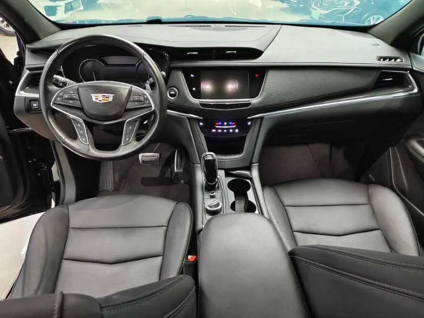 Cadillac 2024 XT5 48V 2.0T 4-wheel drive luxury (hummingbird version) automatic gear 6
