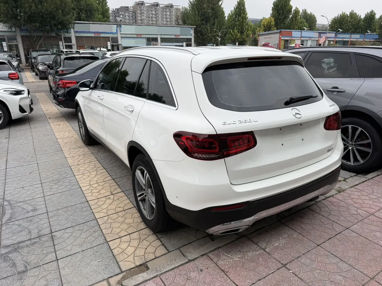 Mercedes Benz 2021 GLC 260 L 4MATIC 2.0T Luxury Automatic 4