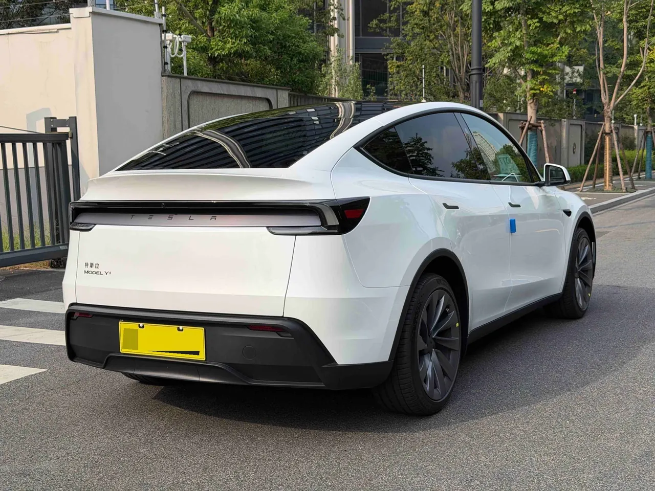 Tesla 2026 Model Y long endurance rear wheel drive version (modified) automatic gear 6