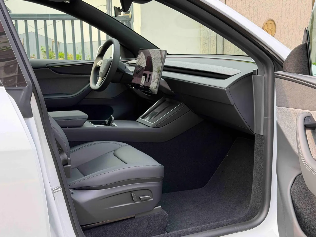 Tesla 2026 Model Y long endurance rear wheel drive version (modified) automatic gear 8