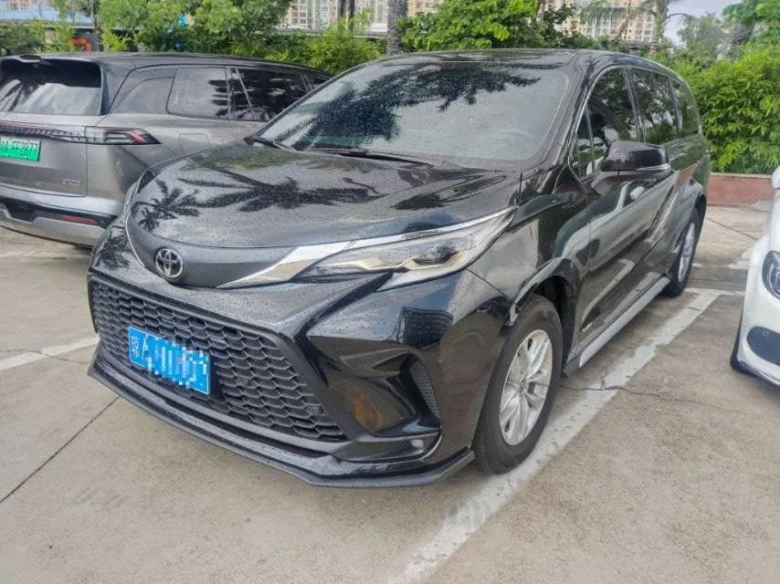 Open image lightbox: Toyota 2024 Grevia HYBRID 2.5 Stepless Comfort Edition Automatic Transmission