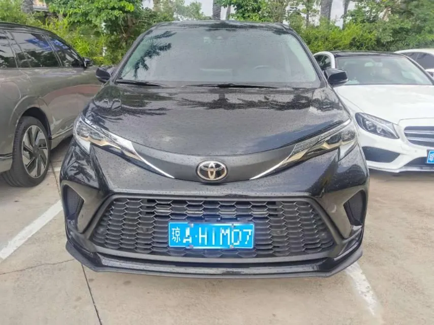Toyota 2024 Grevia HYBRID 2.5 Stepless Comfort Edition Automatic Transmission 2