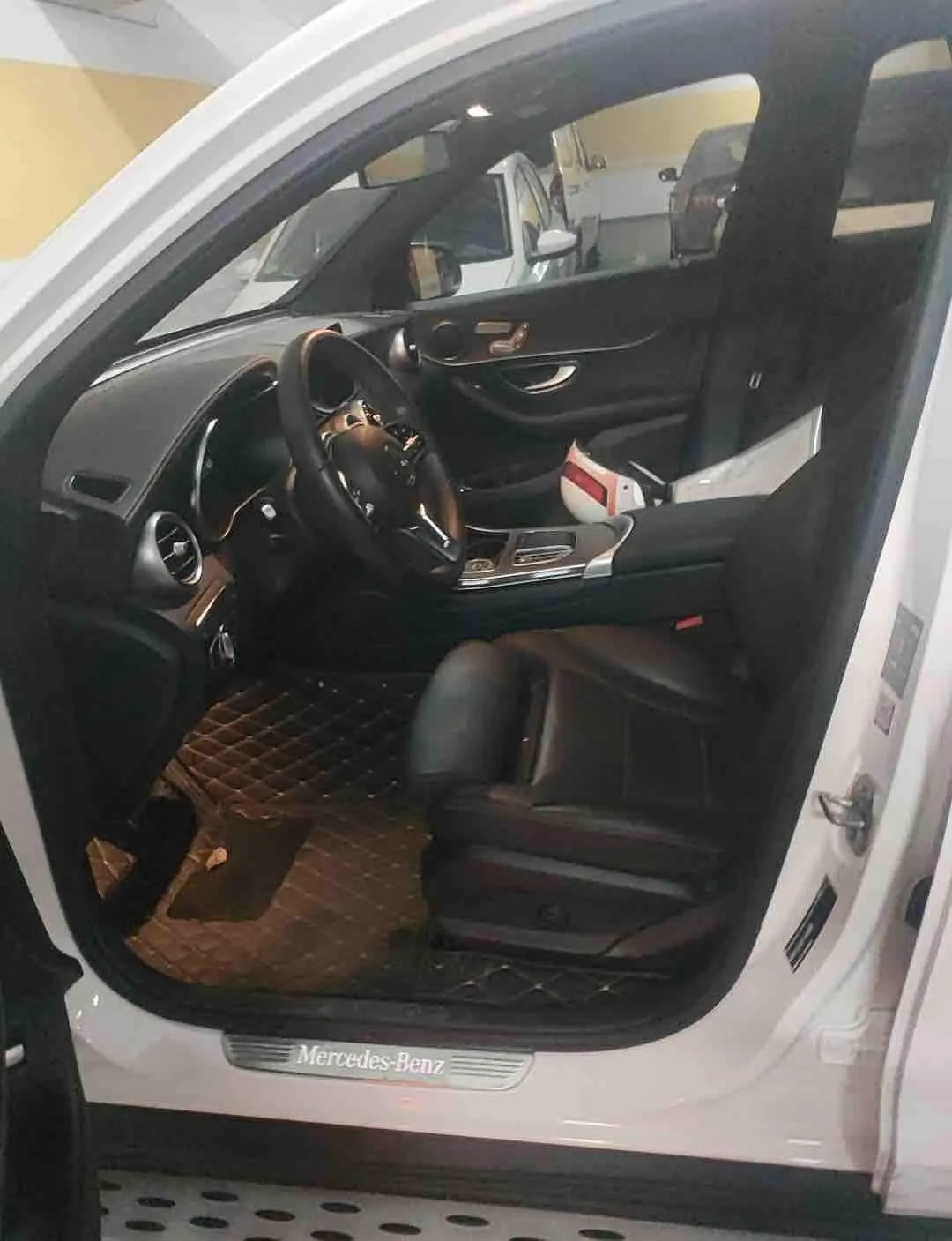 Mercedes Benz 2022 GLC 300 L 4MATIC 2.0T Dynamic (Modified) Automatic Gear 6