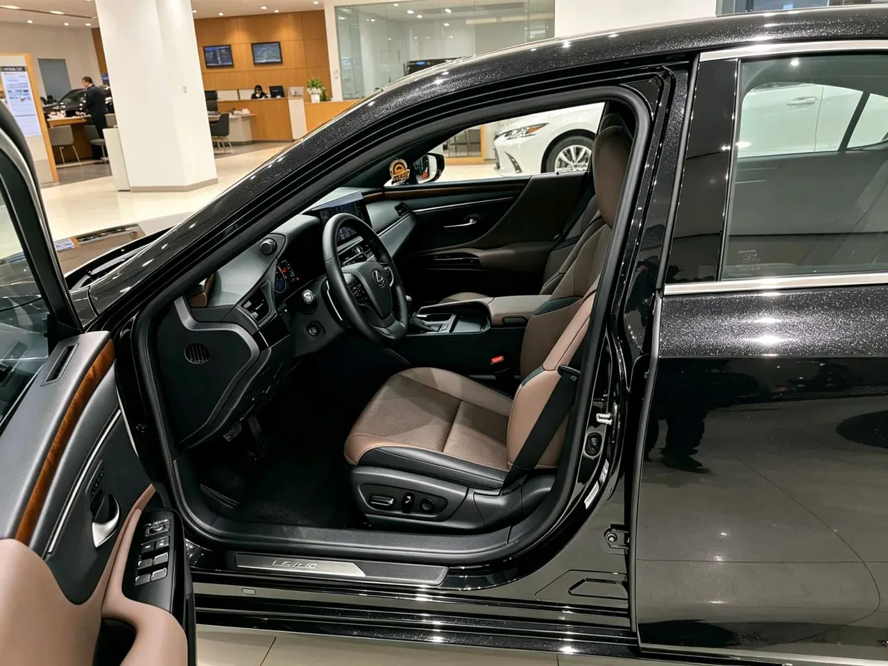 Lexus ES (Imported) 2024 ES200 2.0 Stepless Edition Automatic Gear 3