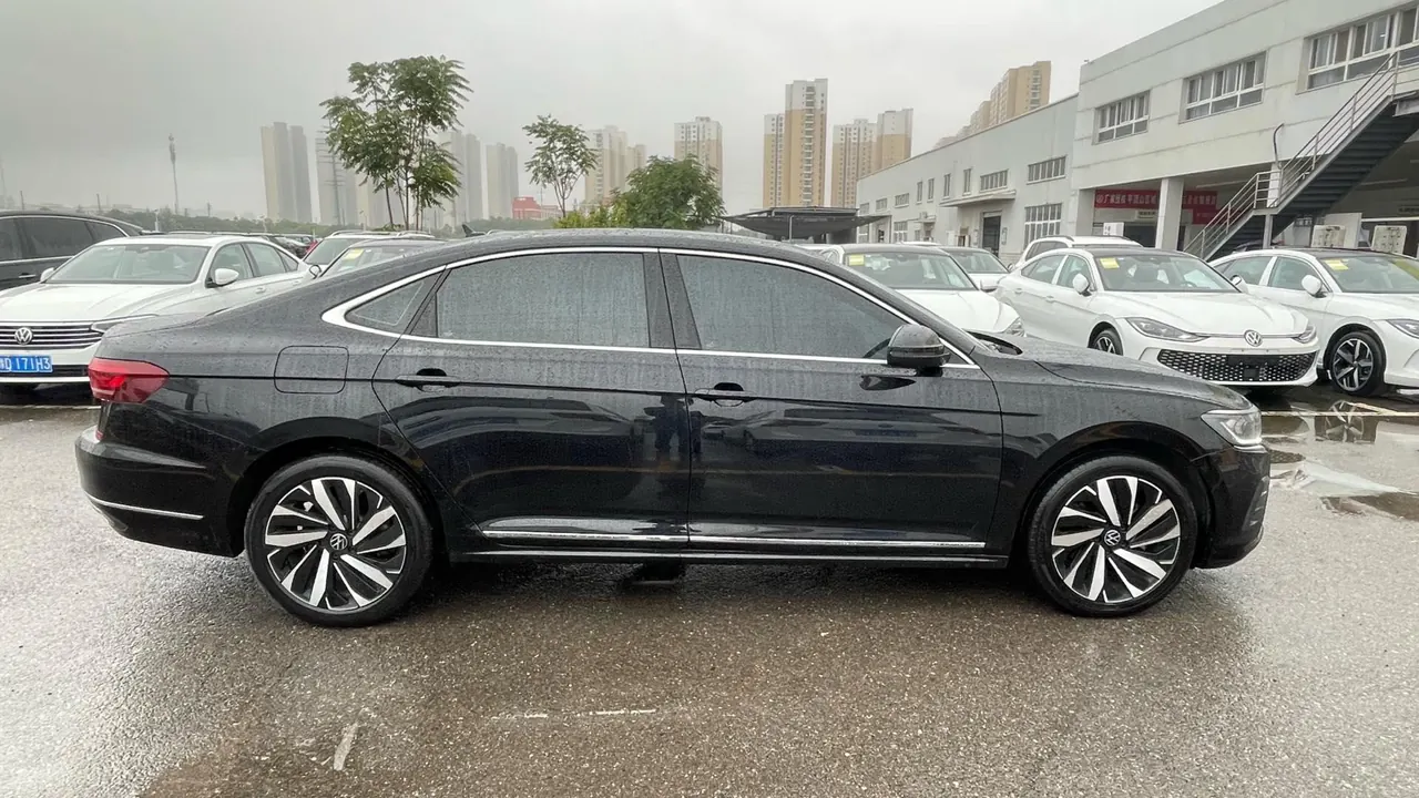 Volkswagen 2024 Passat 2.0TSI 380TSI Elite Edition Automatic 9