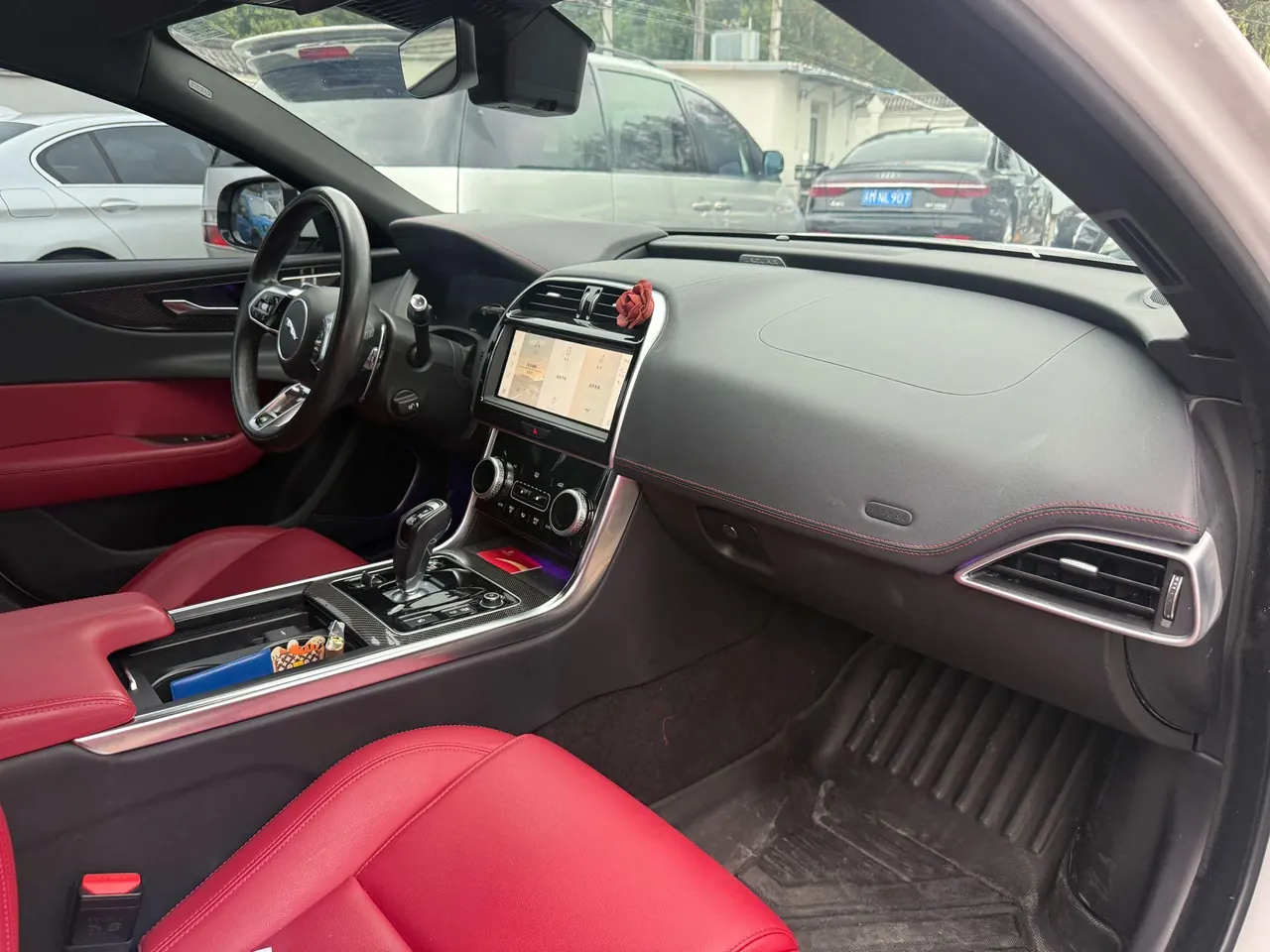 Jaguar 2021 XEL 2.0T 250PS R-DYNAMIC S Enterprising Sports Edition Automatic Gear 4