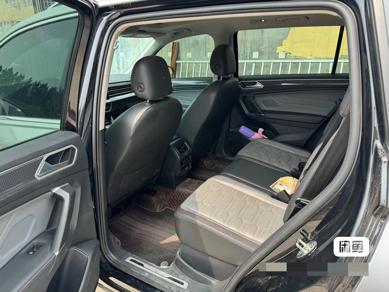 Volkswagen 2022 Tiguan L R-Line 2.0TSI 330TSI Two-Drive R-Line Ultimate Automatic Gear 6