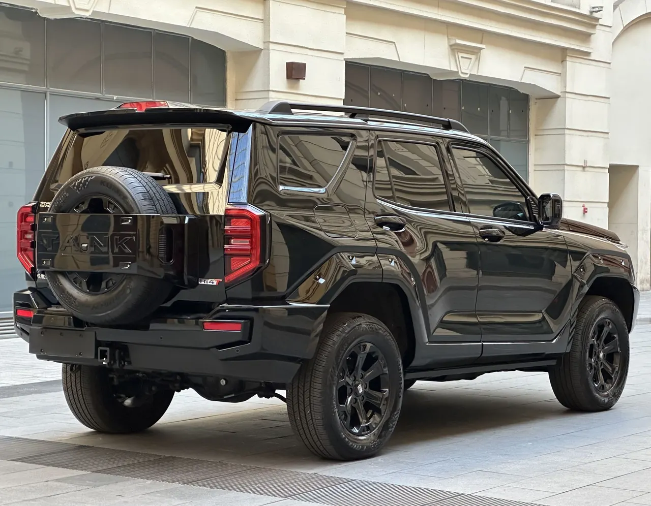Tank 2024 Tank 400 Hi4-T 2.0T off-road version automatic gear 4