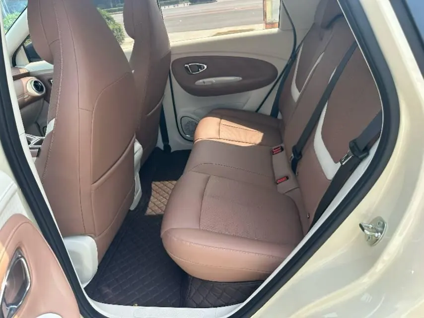 WuLing 2026 Plantronics Pro 330km Flagship Automatic 6