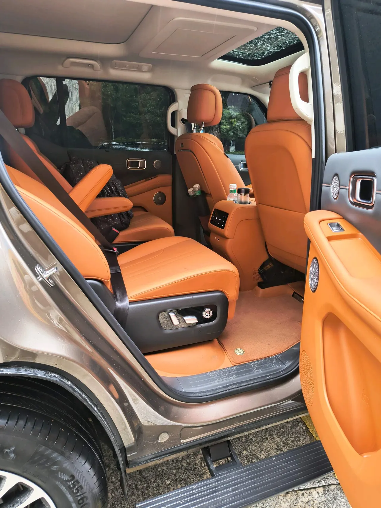 Haval 2026 H10 Hi4 1.5T Ultra Six-seat Automatic Gear 3