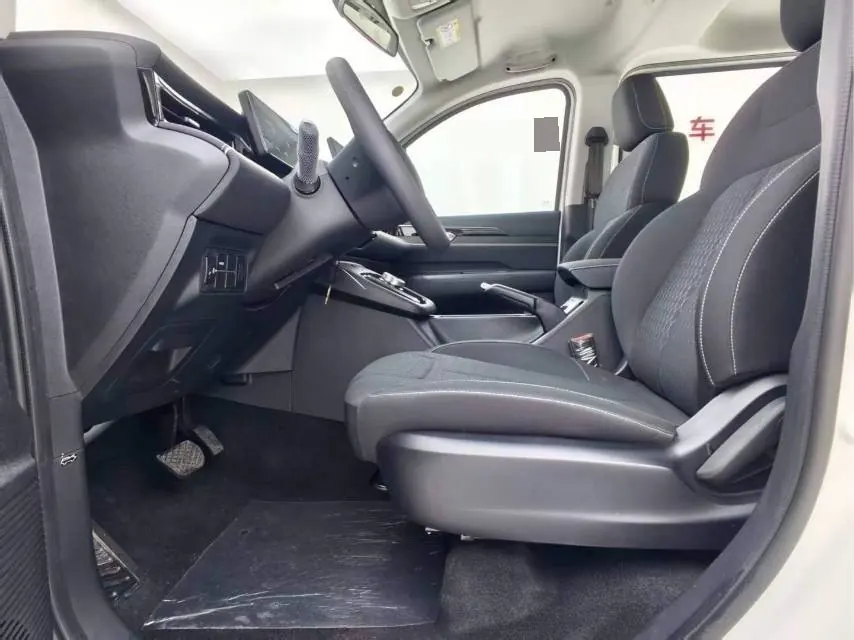 SRM 2026 Up V 6 350km Comfortable Automatic 2