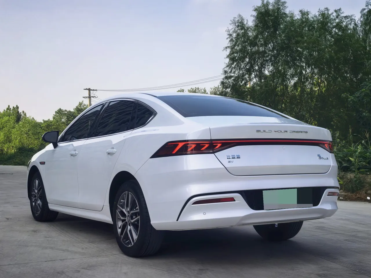 BYD 2024 Qin PLUS EV 420KM Glory Edition Exceed Automatic Gear 9