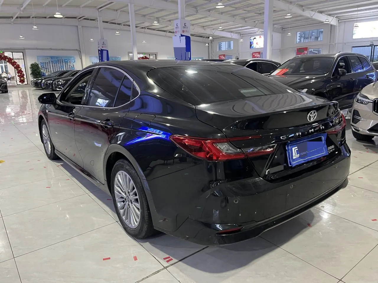 Toyota 2024 Camry Dual Engine 2.0HG Stepless Premium Edition Automatic Gear 4