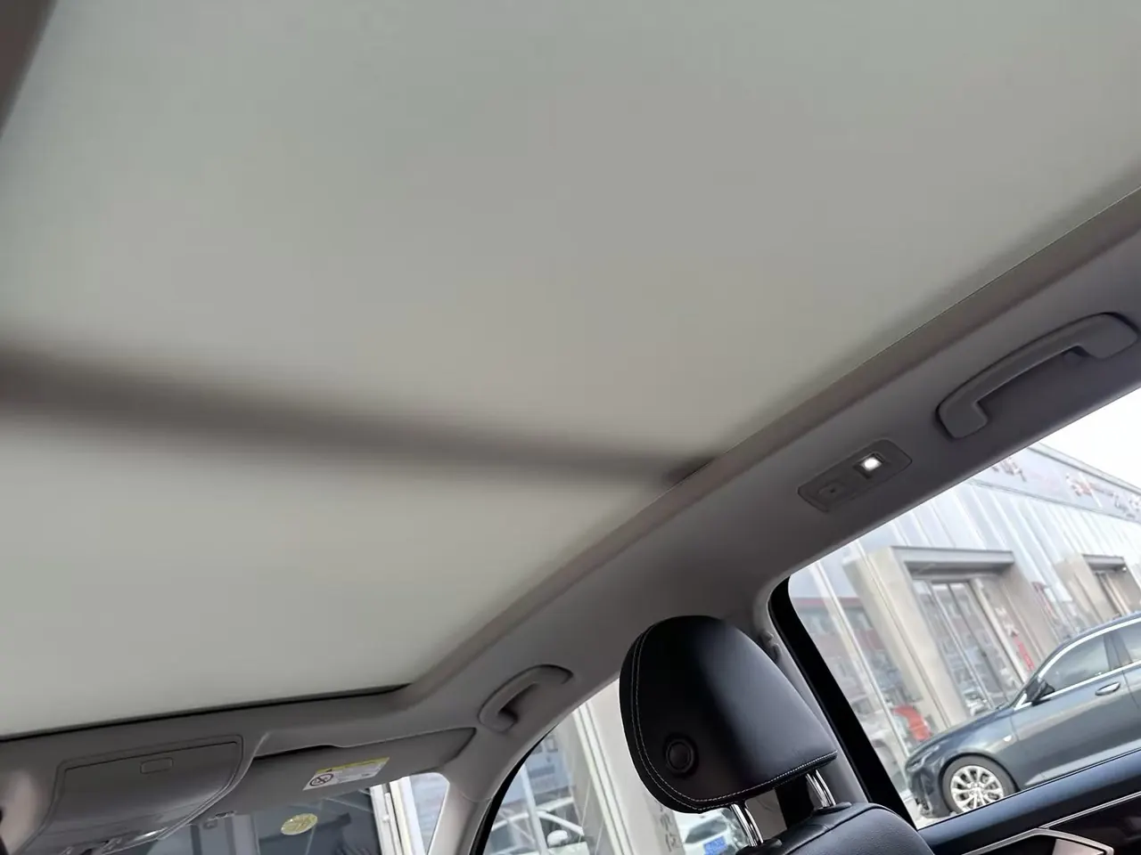Volkswagen 2024 Tiguan L 1.5TSI 300TSI Front-Wheel-Drive Smart Enjoyment Edition Automatic Transmission 4