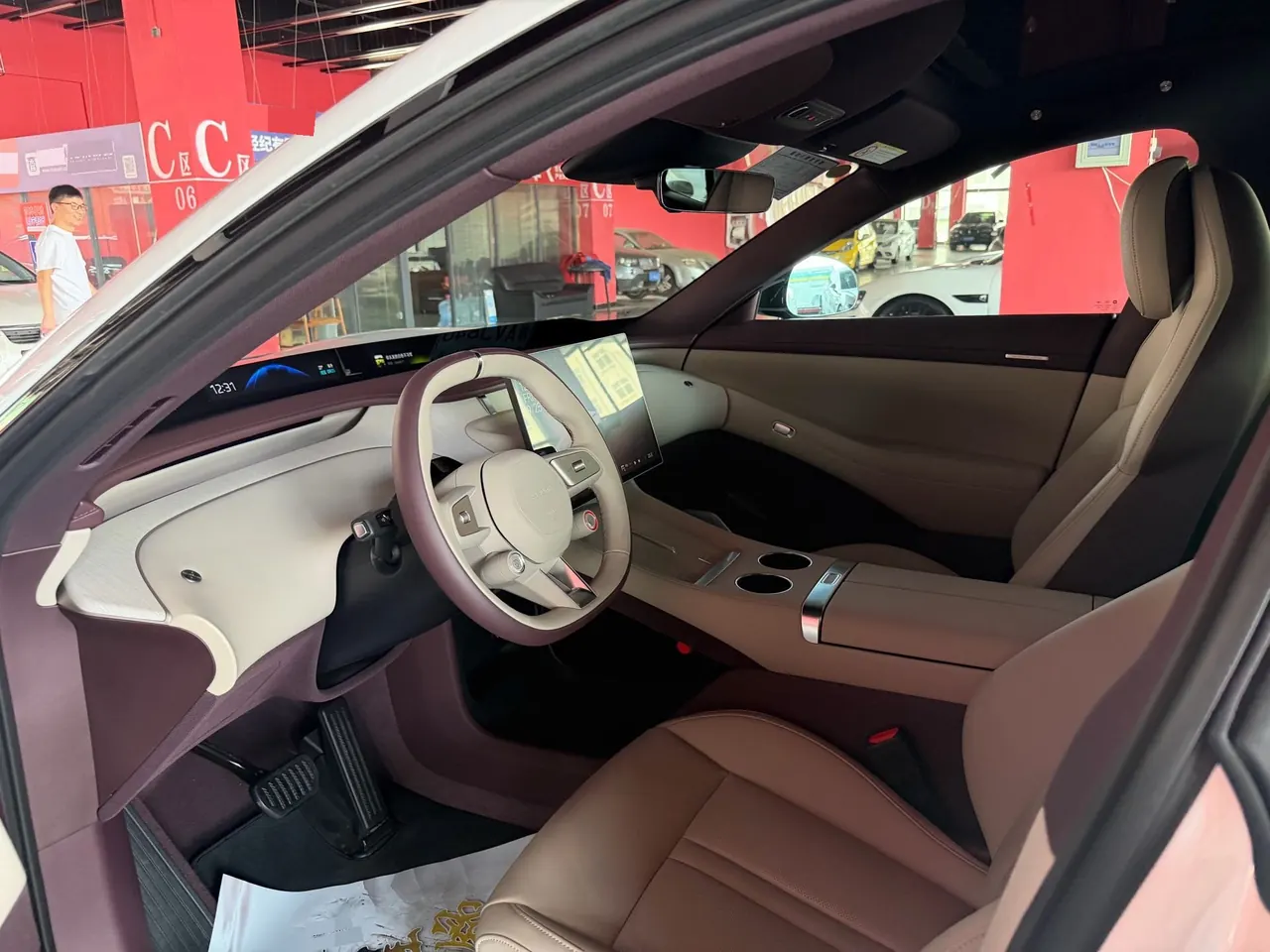 MI 2026 YU7 Standard Edition Automatic Gear 3