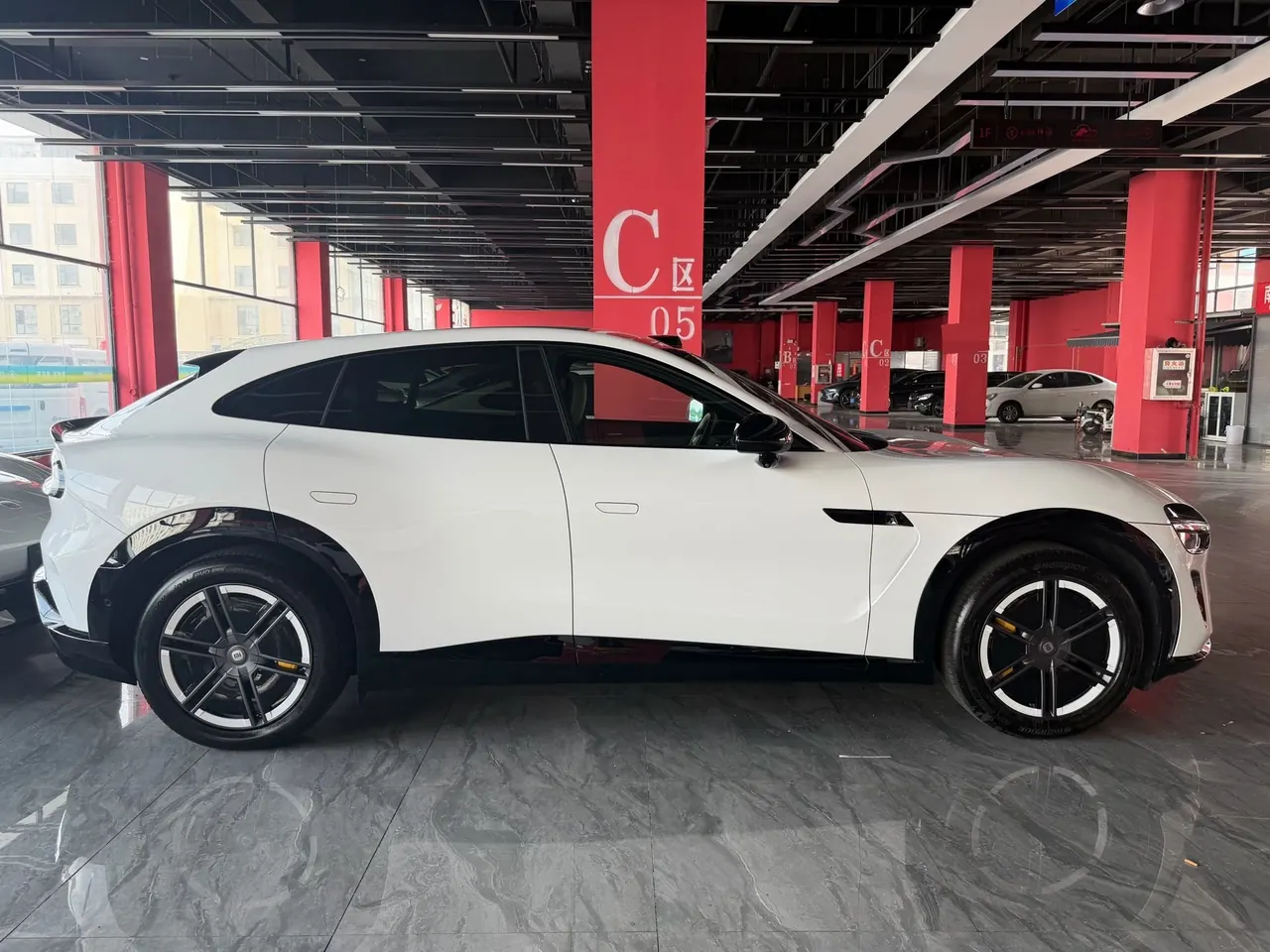 MI 2026 YU7 Standard Edition Automatic Gear 8