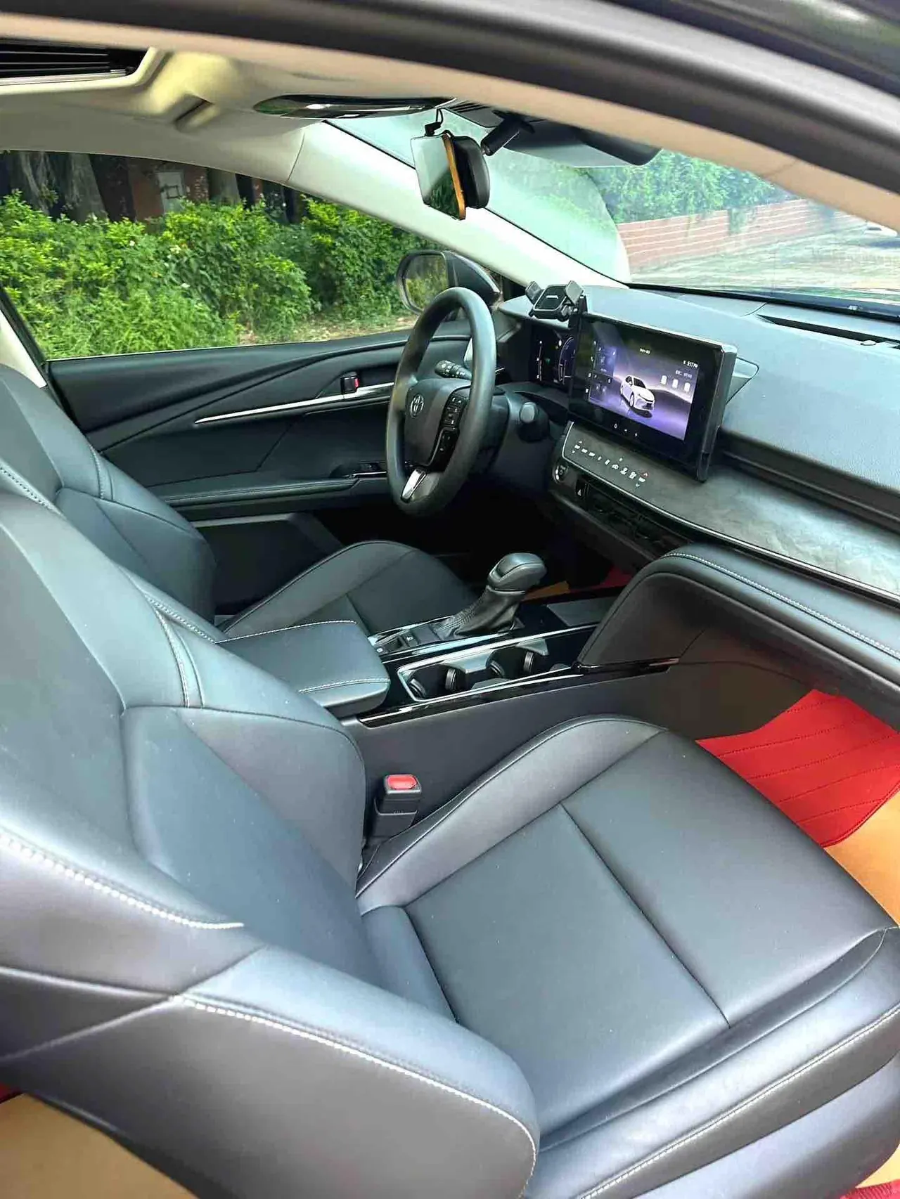 Toyota 2024 Camry Dual Engine 2.0HE Stepless Elite Automatic Gear 7