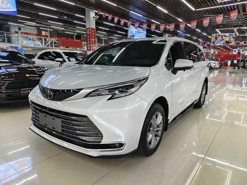 Открыть галерею: Toyota 2024 Sana 2.5 Stepless Extreme Edition Automatic Transmission