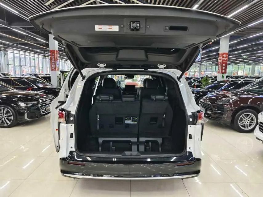 Toyota 2024 Sana 2.5 Stepless Extreme Edition Automatic Transmission 6