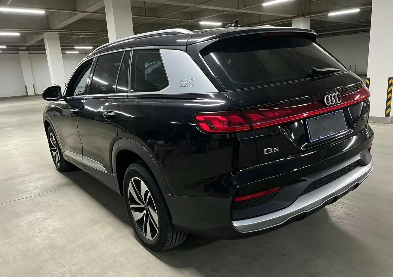 Audi 2024 Q6 2.0TFSI 40TFSI Quattro view cloud feather forest set 7 automatic gear 5