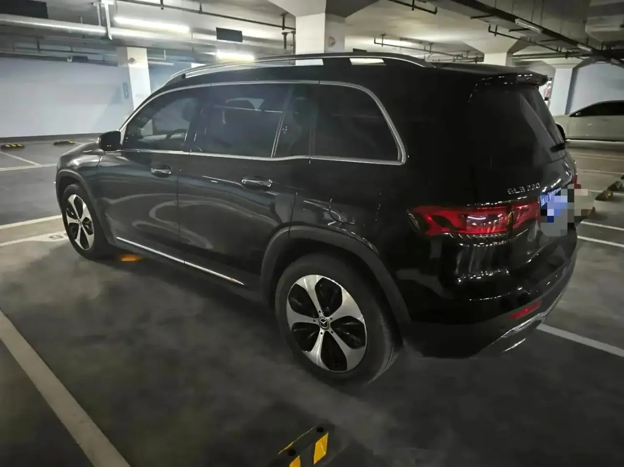 Mercedes Benz 2022 GLB 220 2.0T Fashion Automatic 5