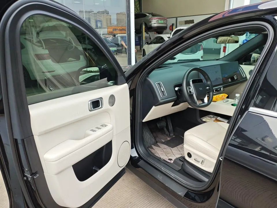 Li 2024 L6 Max automatic gear 5