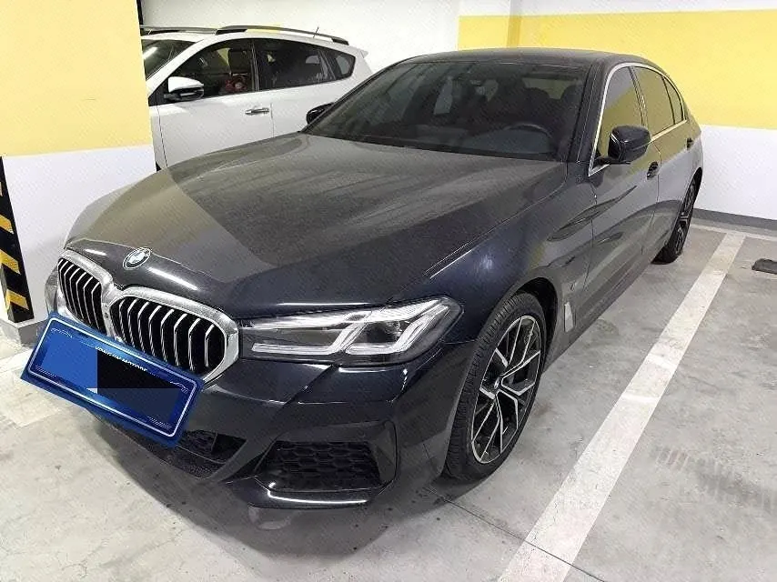 Open image lightbox: BMW 5 Series 2022 530Li 2.0T Exclusive M Sports Suit (Change 3) Automatic Gear