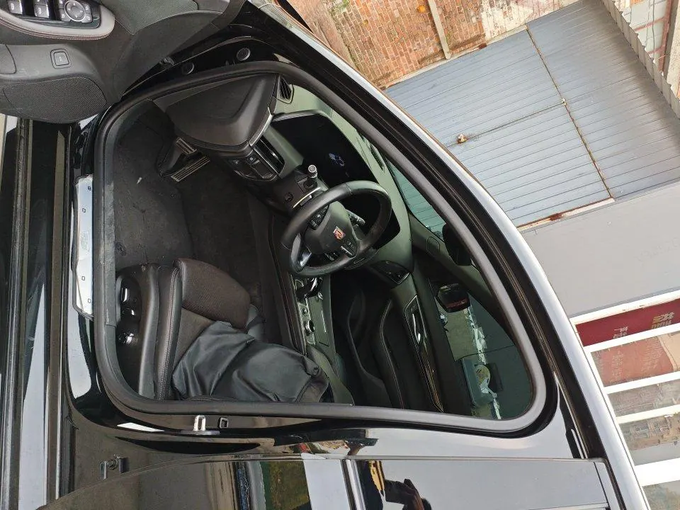 Cadillac 2024 CT5 2.0T 28T Platinum Automatic Gear 3