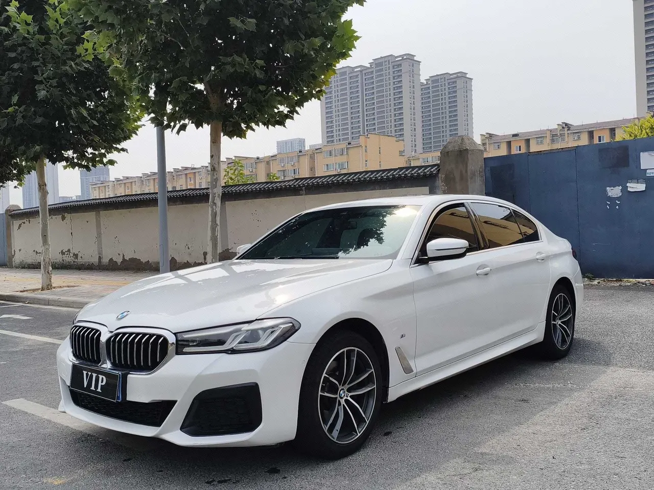 Open image lightbox: BMW 5 Series 2022 525Li 2.0T M Sports Suit (Modified) Automatic Gear
