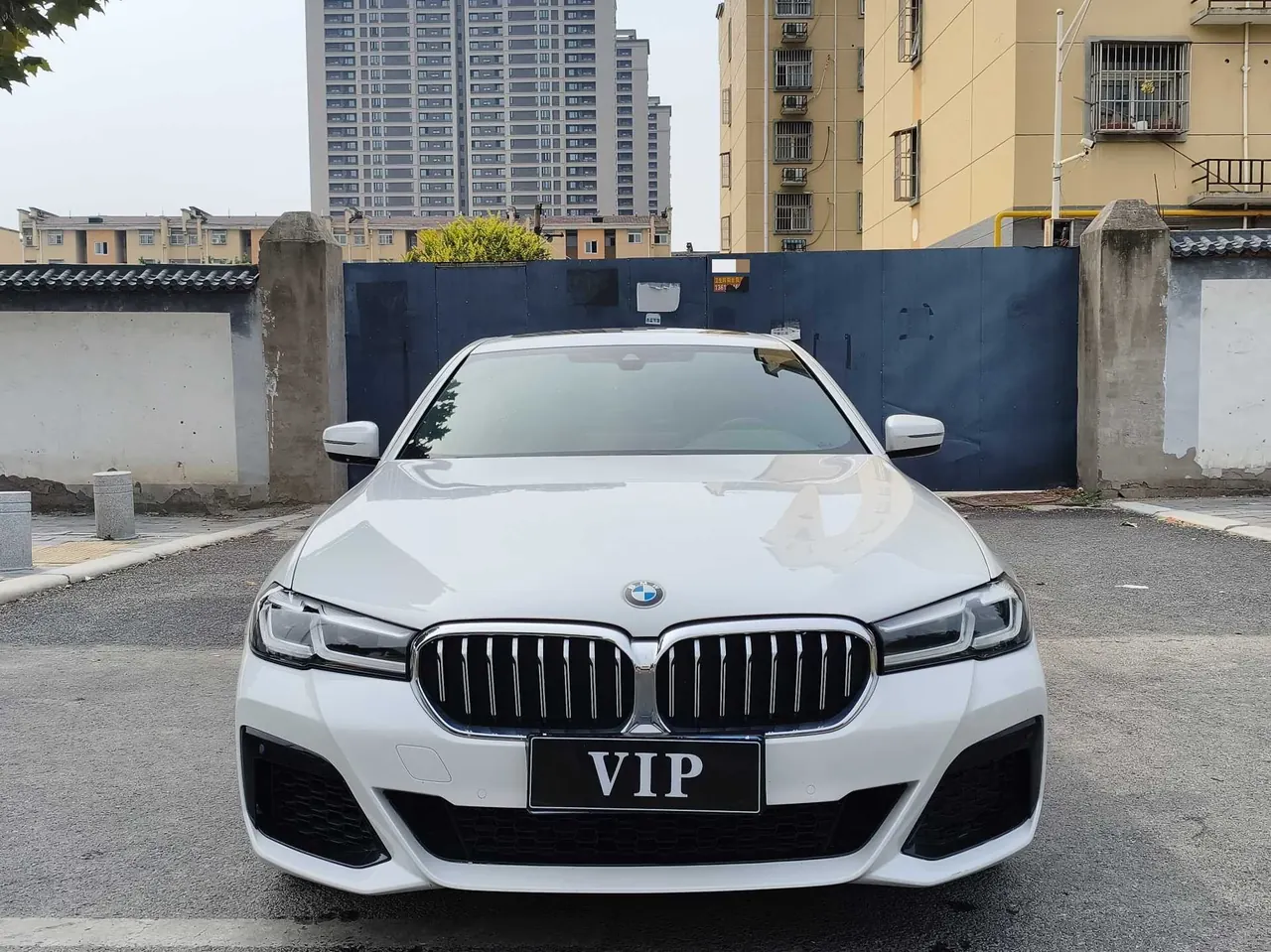 BMW 5 Series 2022 525Li 2.0T M Sports Suit (Modified) Automatic Gear 2