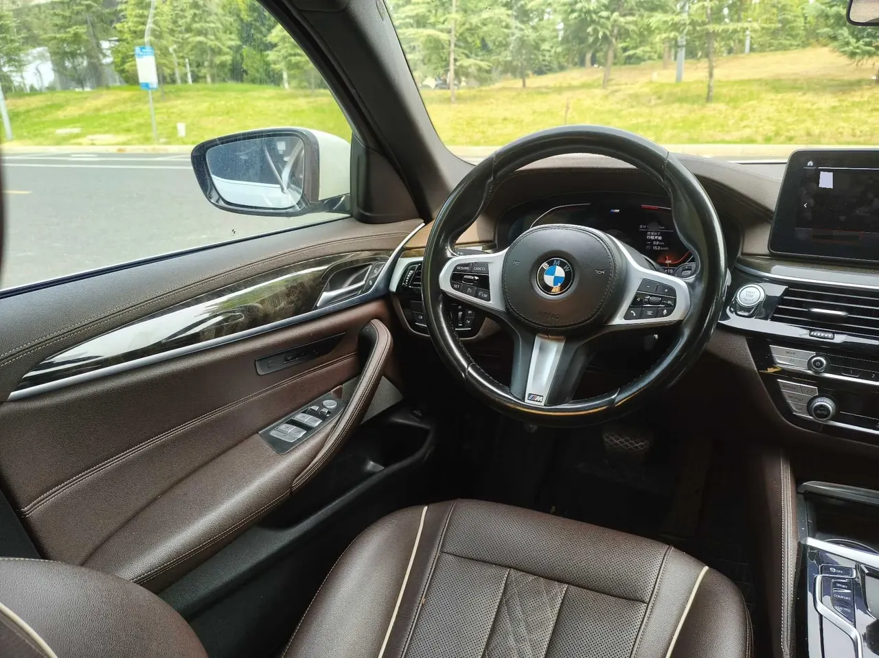 BMW 5 Series 2022 525Li 2.0T M Sports Suit (Modified) Automatic Gear 6