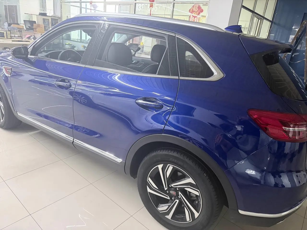 HongQi 2022 HS5 2.0T Zhilian Flag Edition Automatic Gear 3