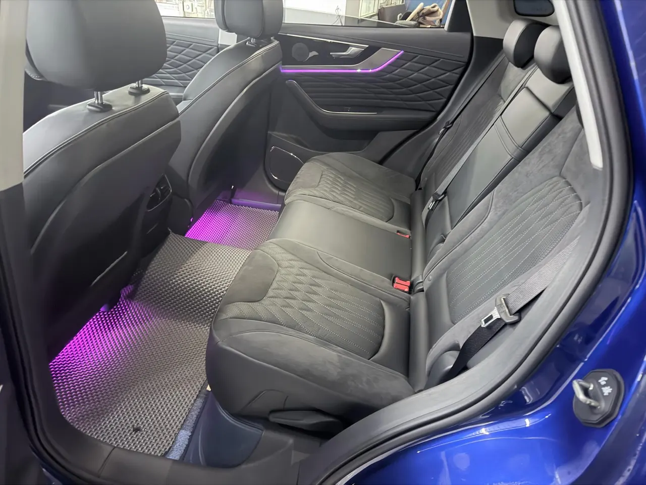 HongQi 2022 HS5 2.0T Zhilian Flag Edition Automatic Gear 5