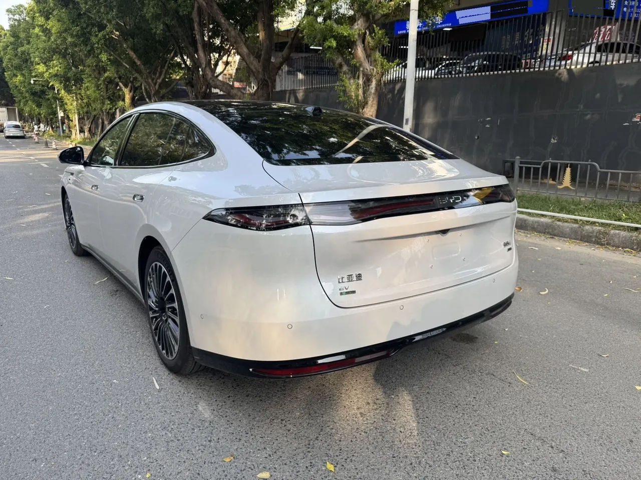 BYD 2026 Seal 08 EV 905KM Flagship Automatic Gear 8