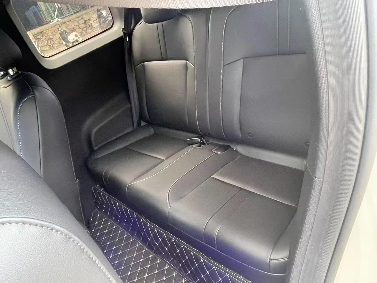 BaoJun 2024 Yue also flagship automatic gear 8