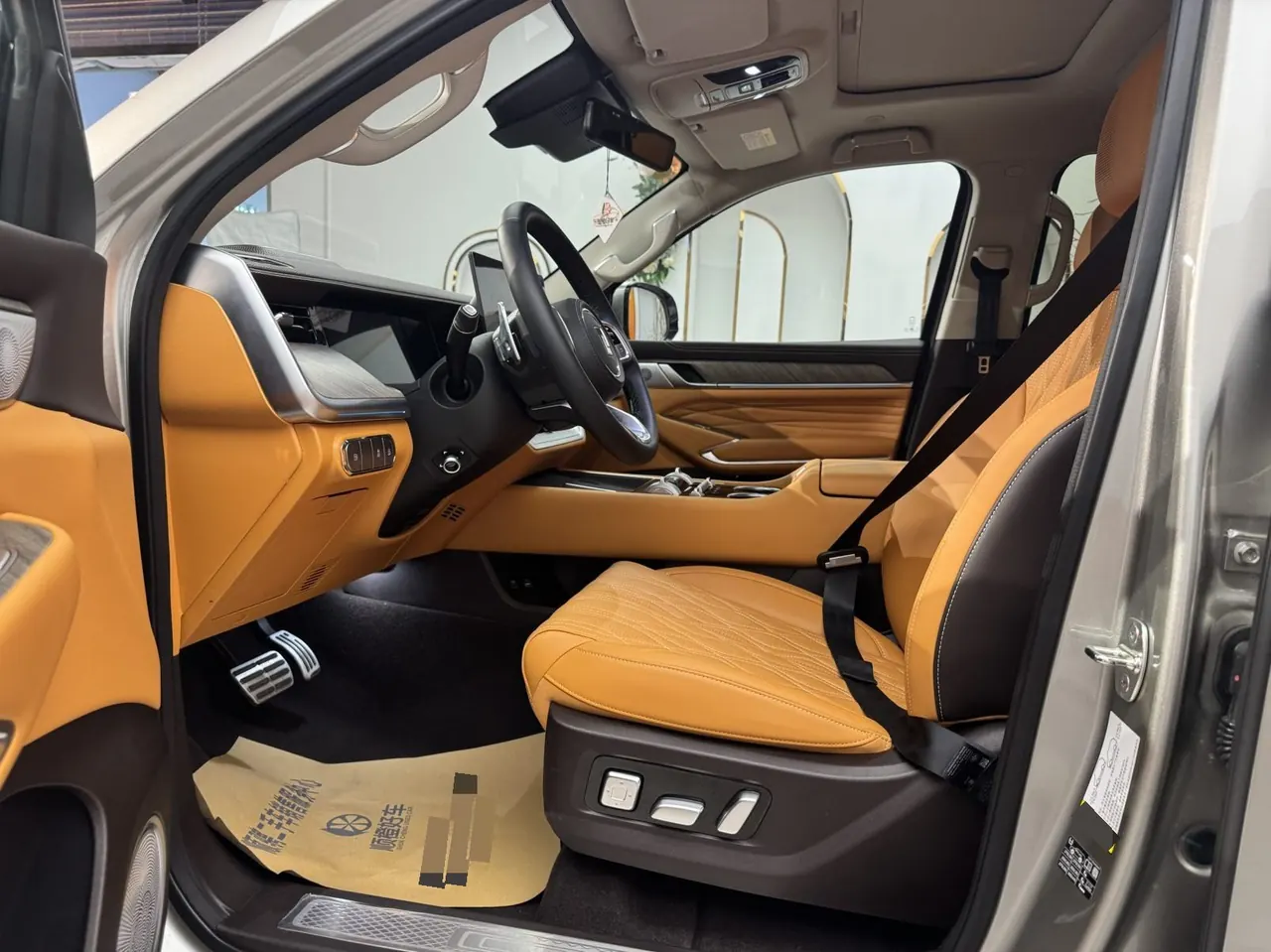 Tank 500 New Energy 2026 Model Tank 500 Hi4-T 2.0T Smart Enjoyment Version Automatic Transmission 4