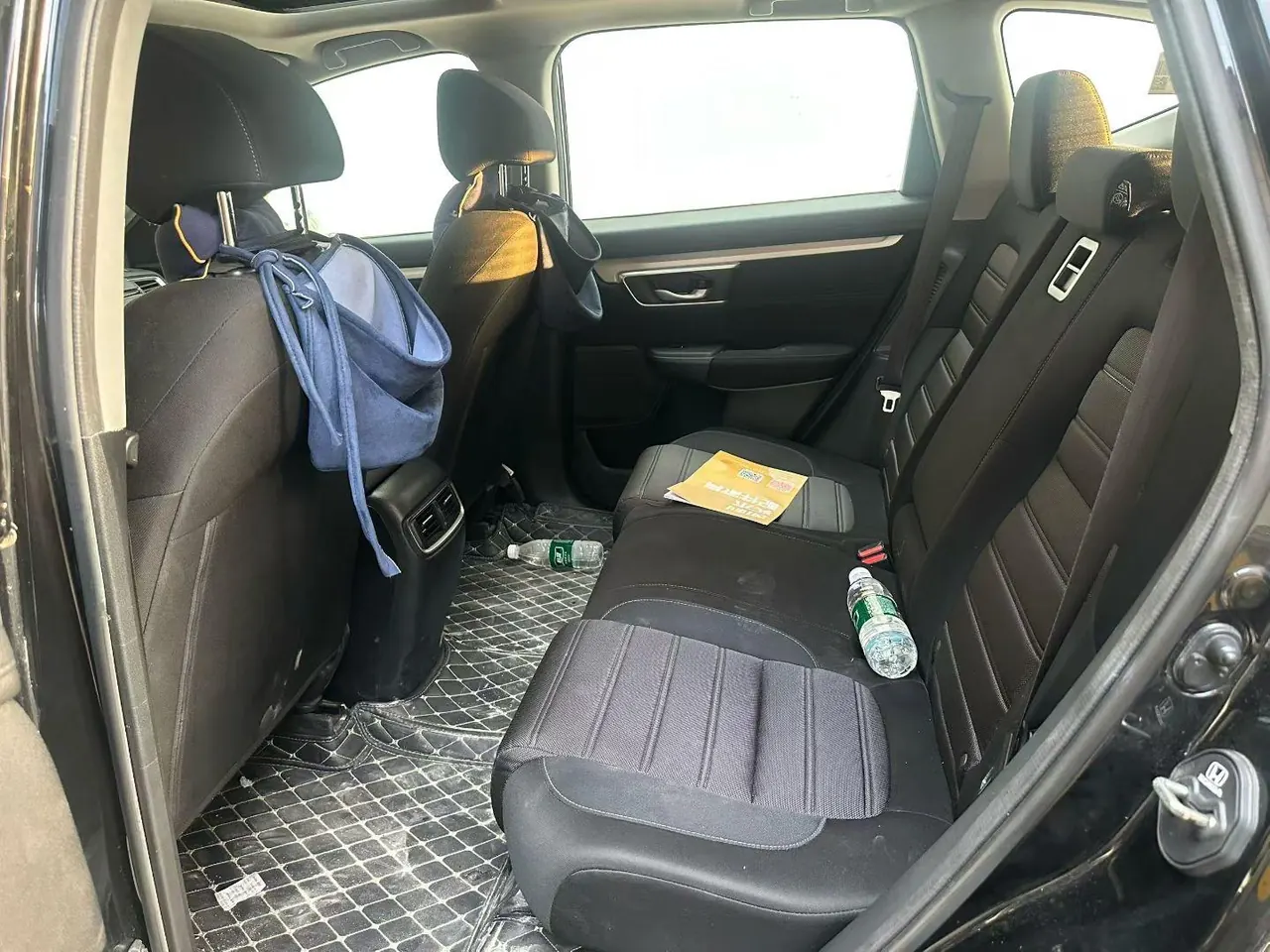 Honda 2021 CR-V hybrid 2.0 stepless two-wheel drive sharp and clean version automatic transmission 4