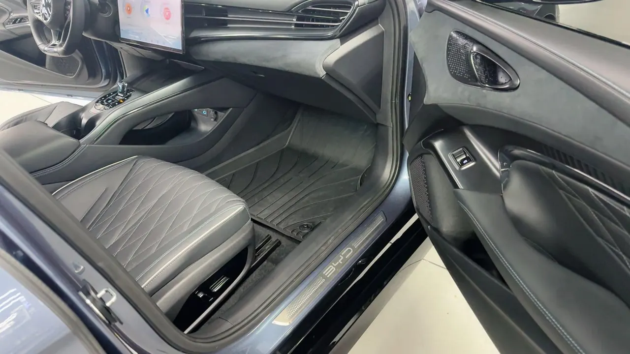 BYD 2023 Seal Champion Edition 550km Elite Automatic Gear 8