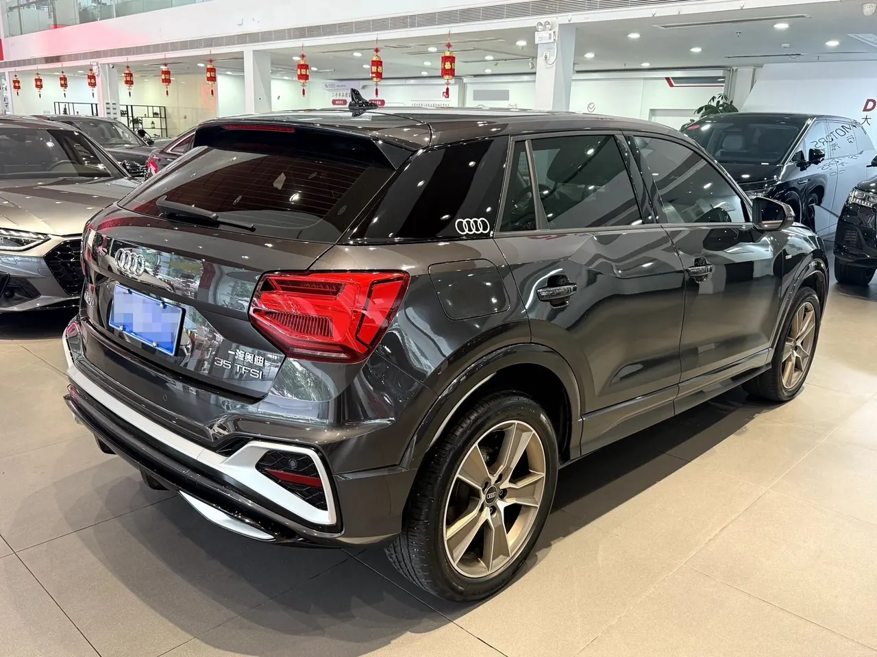 Audi 2022 Q2L 1.4TFSI 35TFSI Fashion Dynamic Automatic 3