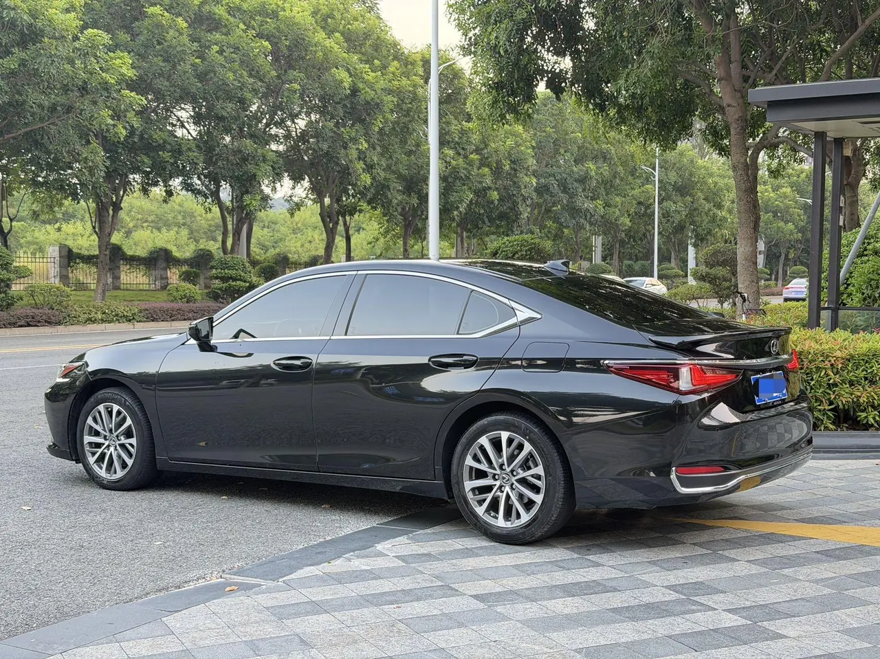 Lexus ES (Imported) 2021 ES260 2.5 Excellence Automatic Gear 8