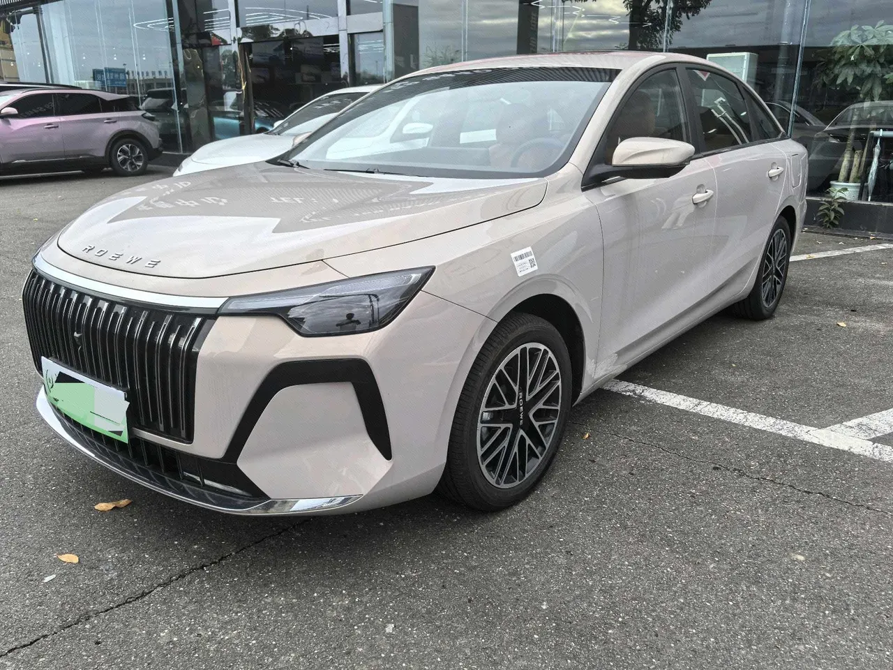Roewe 2026 i6 1.5 Stepless Edition Automatic Gear - View 1