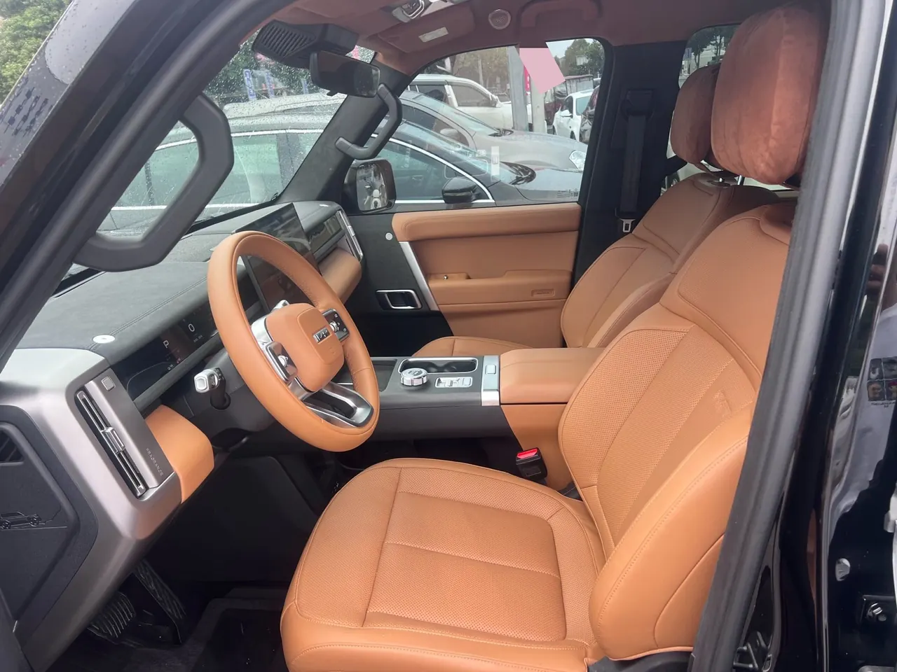 ICAR 2026 iCAR V 27 200KM 4WD Falcon 700 Automatic 3
