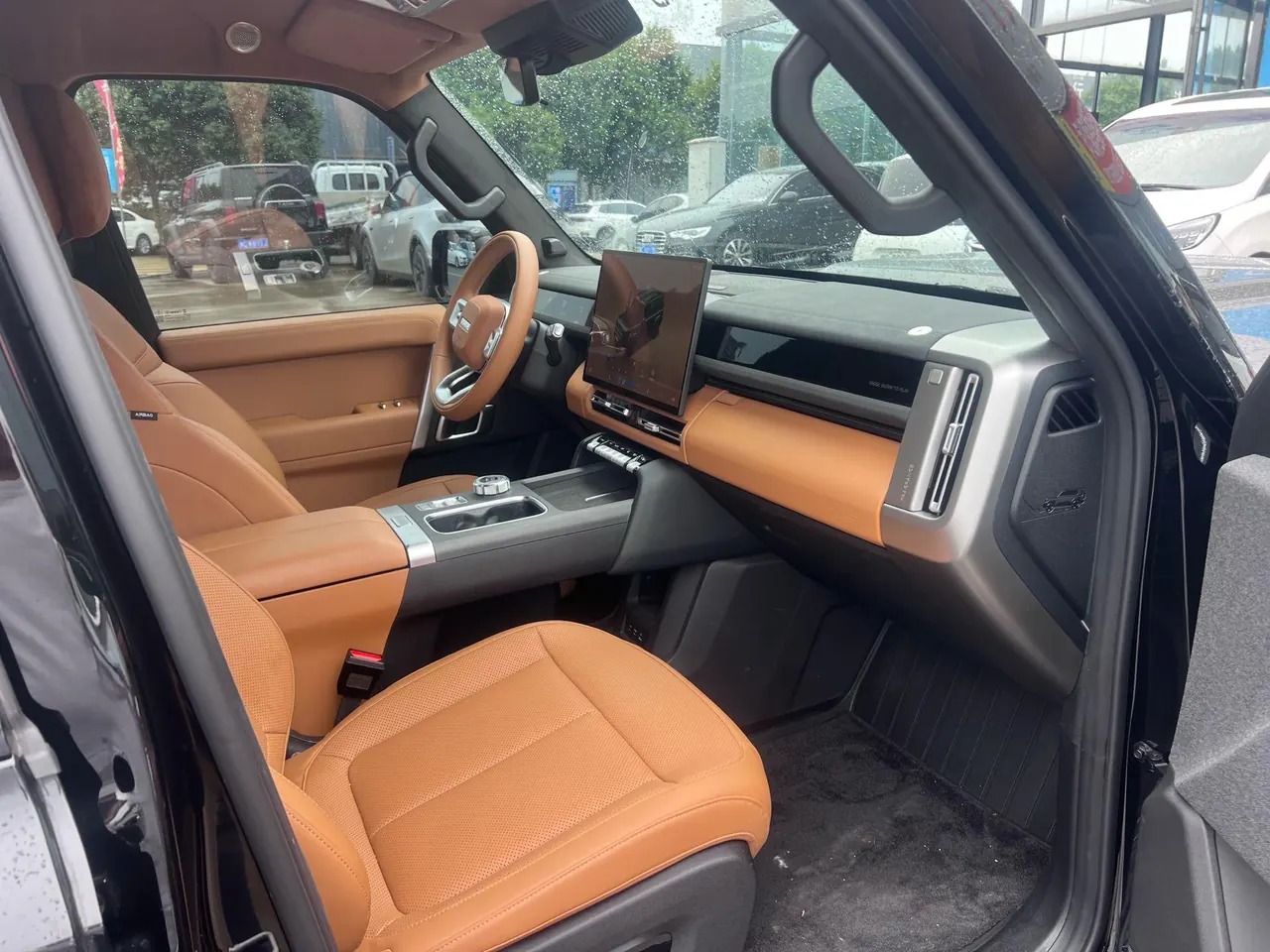 ICAR 2026 iCAR V 27 200KM 4WD Falcon 700 Automatic 5