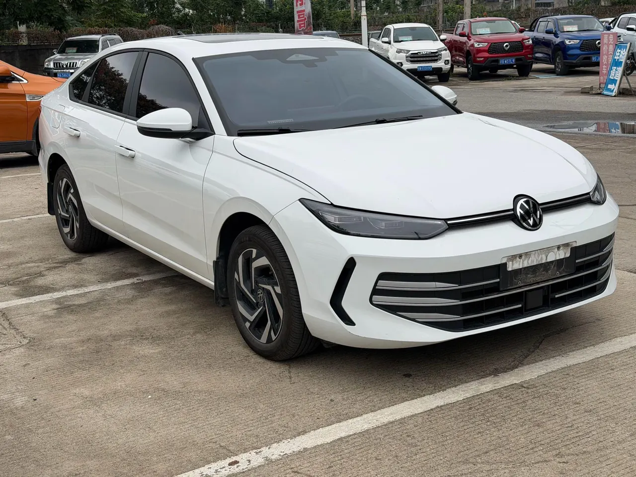Volkswagen 2026 Lavida Pro 1.5TSI 300TSI 6 Million Edition Automatic Gear 2