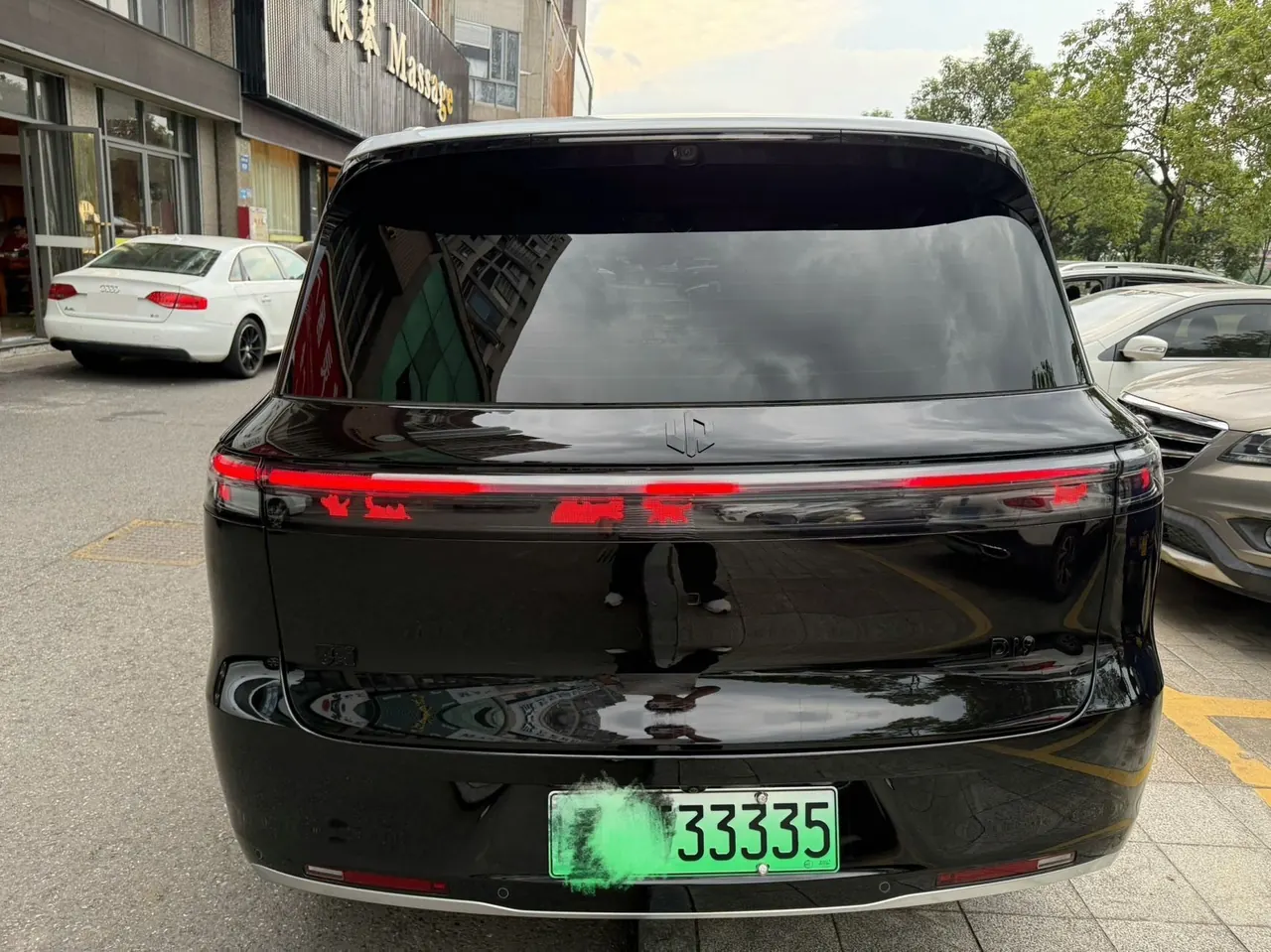 Leapmotor 2026 D 19 500 Zhizun Edition 6-seat Automatic Gear 6
