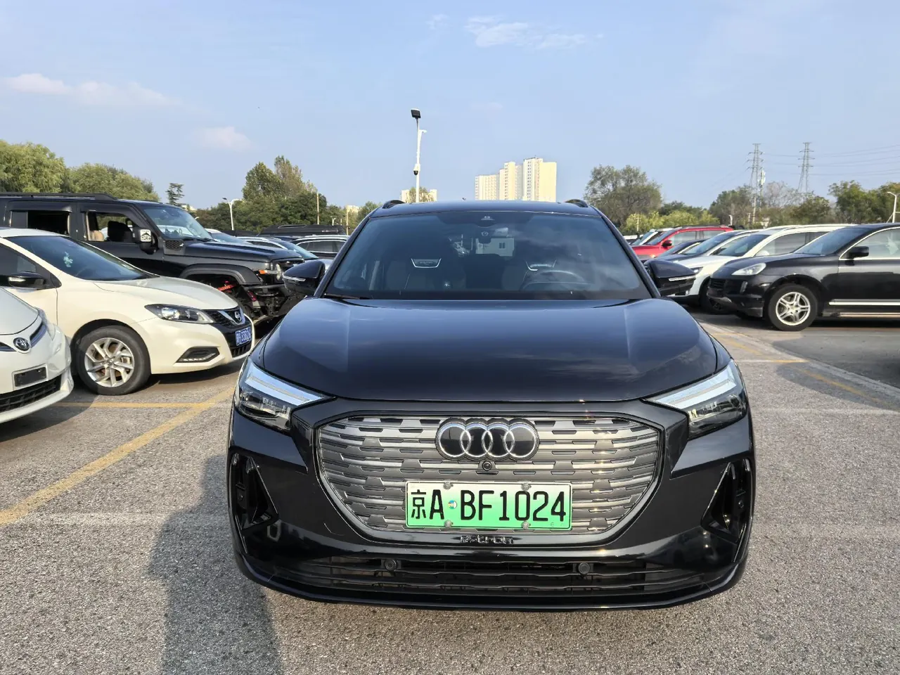 Audi 2023 Q4 e-tron 40 Creation Edition Automatic Gear 2
