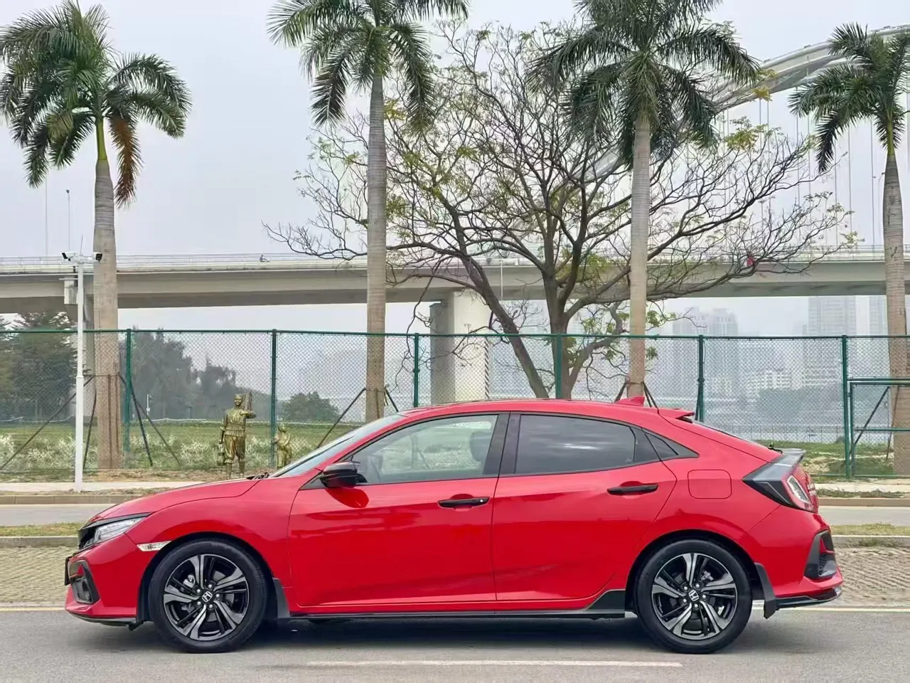 Honda 2021 Civic Hatchback 1.5T Stepless 220TURBO Tide Cool Control Automatic Gear 3