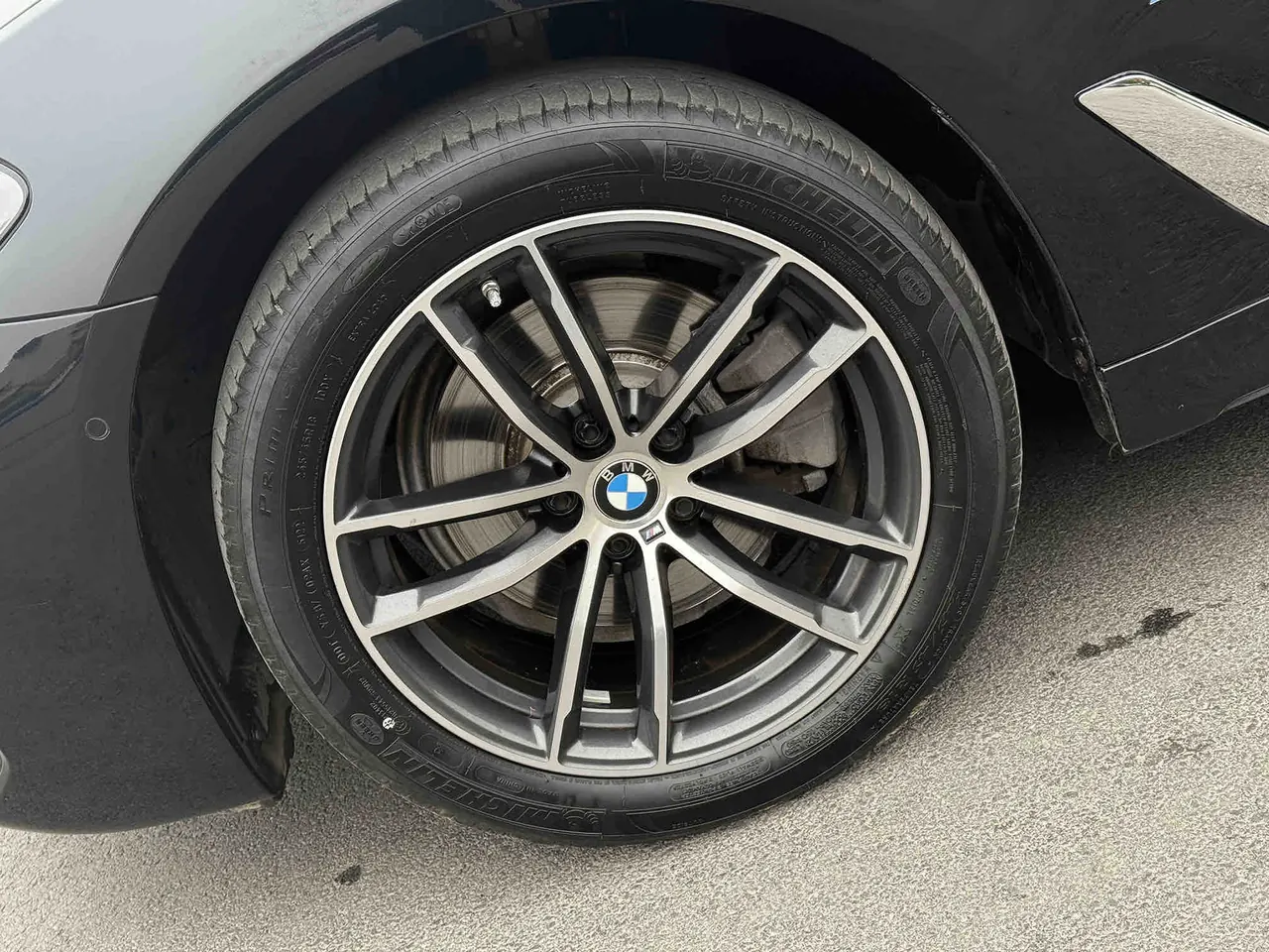 BMW 5 Series 2022 525Li 2.0T M Sports Suit (Change 2) Automatic Gear 10