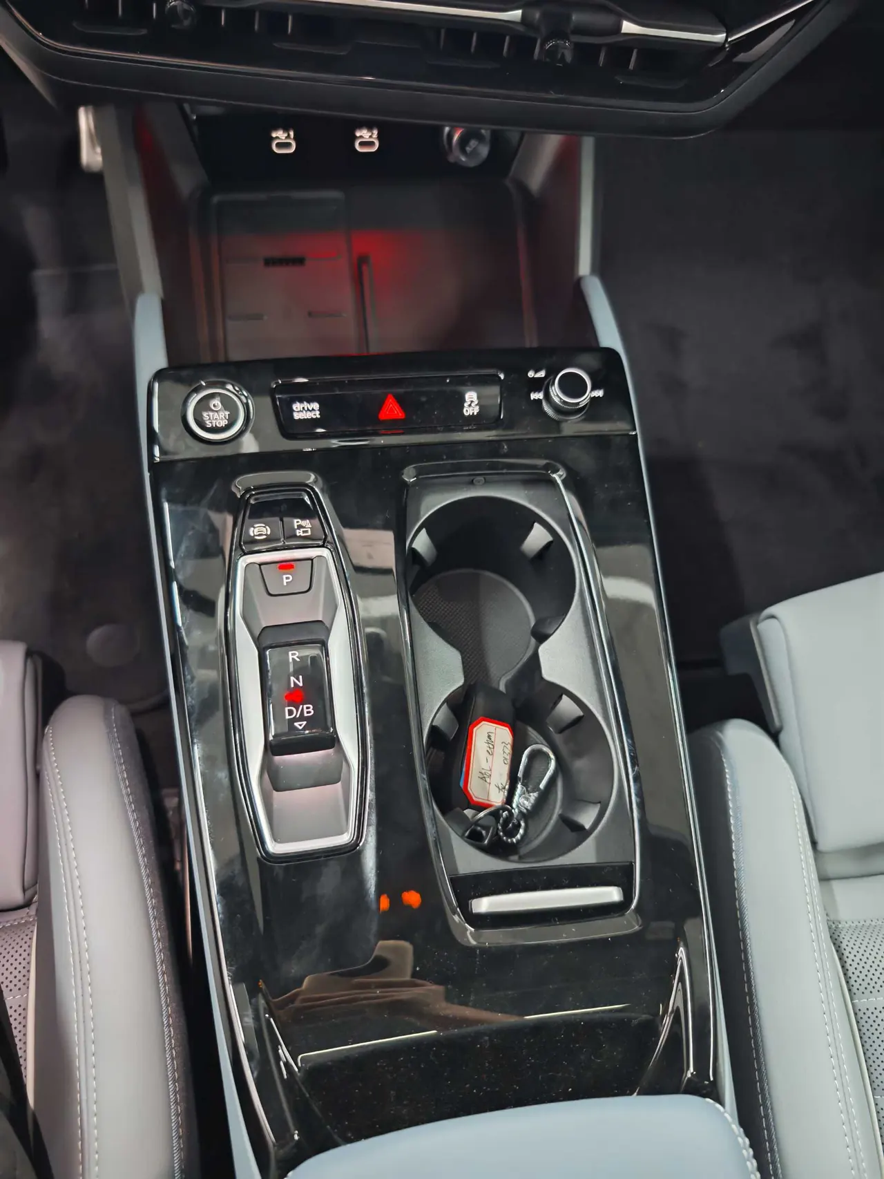 Audi 2026 A6L e-tron Starts Gan Kun Smart Driving Edition Automatic Gear 4