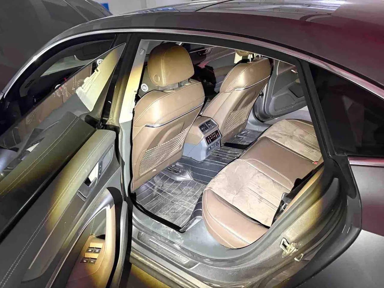 Audi 2022 A7L 2.0TFSI 45TFSI S-line Zhumeng Automatic 3